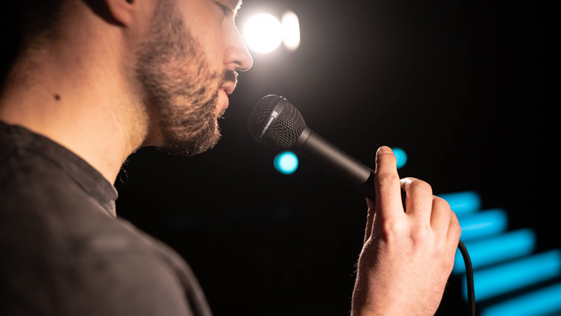 cho-thue-mic-co-day (2)